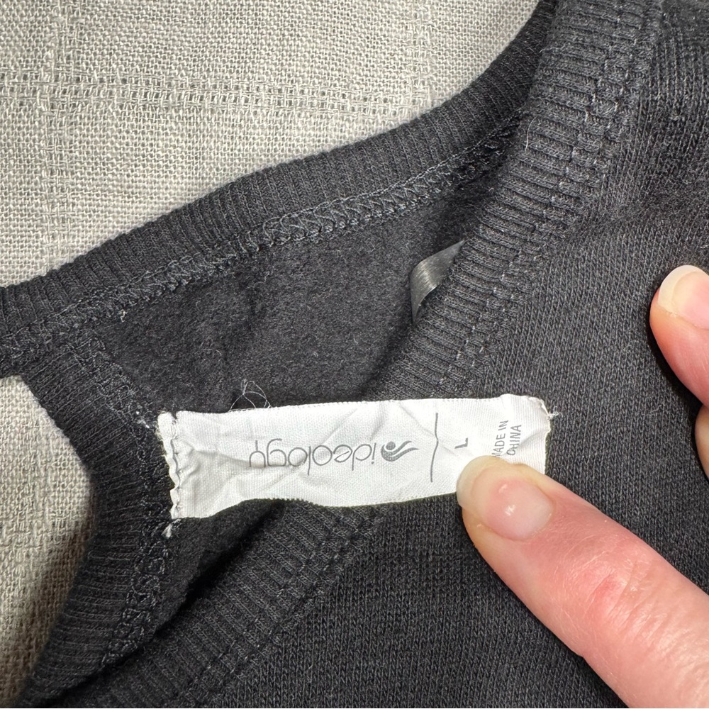 Black open back sweatshirt - Picture 3 of 8